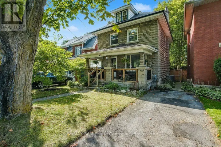 207 WATERLOO AVENUE, Guelph (Junction/Onward Willow), Ontario N1H3J4