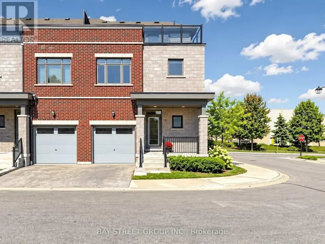 2 LONGSHORE WAY, Whitby (Port Whitby), Ontario L1N0M1