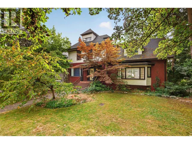118 QUEENS AVENUE, New Westminster, British Columbia V3L1J5