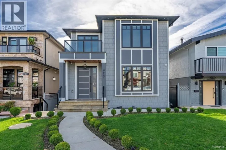 1 926 E 58TH AVENUE, Vancouver, British Columbia V5X1W5