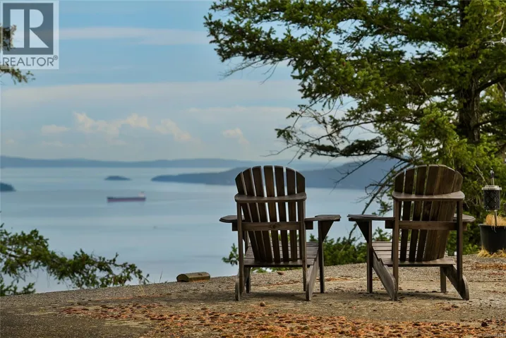 470 Heck Hill Rd, Mayne Island, British Columbia V0N2J2