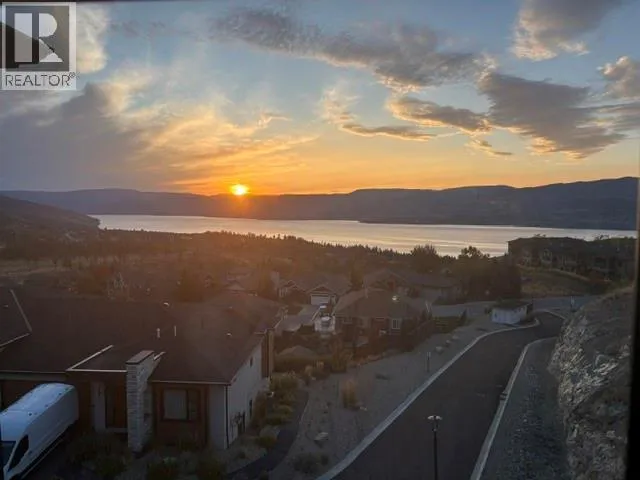 796 Kuipers Crescent Unit# 11, Kelowna, British Columbia V1W0C2