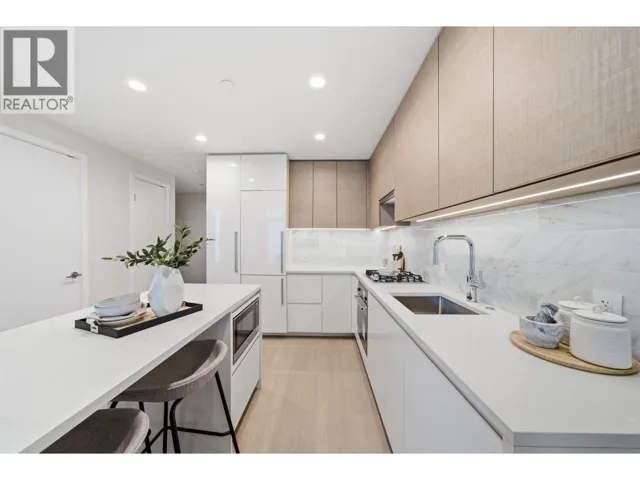 1207 2186 GILMORE AVENUE, Burnaby, British Columbia V5C0N7