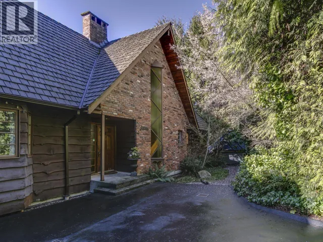 3904 WESTRIDGE AVENUE, West Vancouver, British Columbia V7V3H5