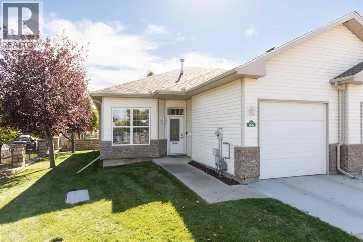 206 Washington Way SE, Medicine Hat, Alberta T1A8V2