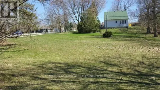 66 ROXBOROUGH ROAD, Newmarket (Gorham-College Manor), Ontario L3Y3L2