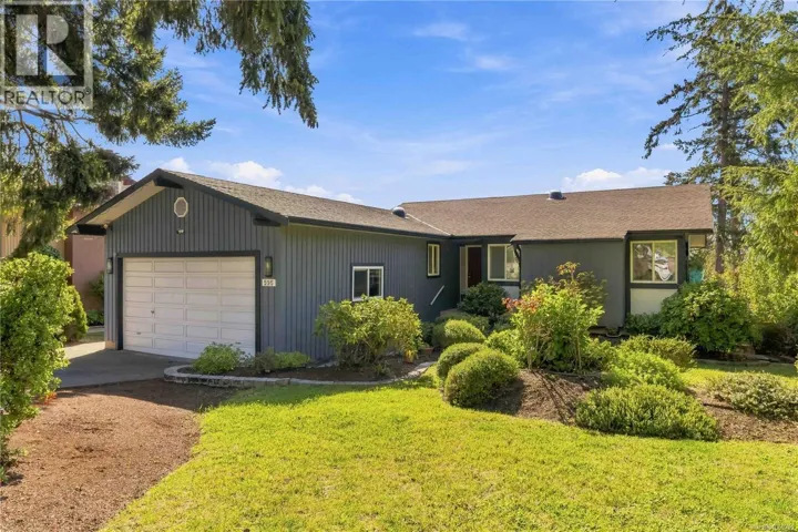 595 Ridgegrove Ave, Saanich, British Columbia V8Z6H4