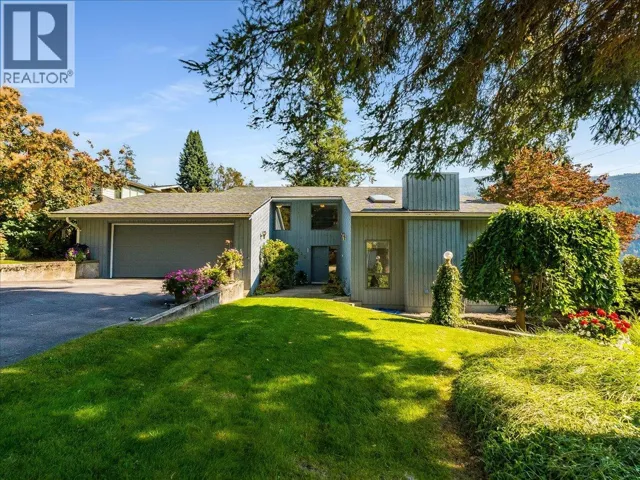 1512 Nasookin Road, Nelson, British Columbia V1L6J6