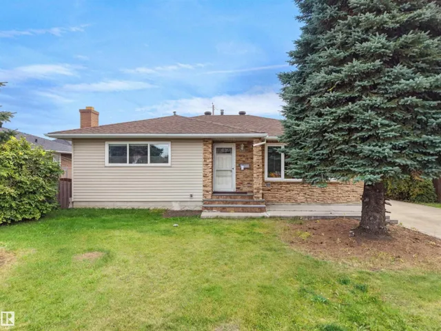 10307 135 AV NW, Edmonton, Alberta T5E1P3