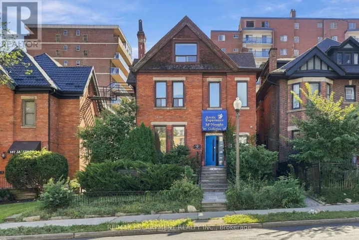 MAIN LEVEL - 191 JAMES STREET S, Hamilton (Corktown), Ontario L8P3A8