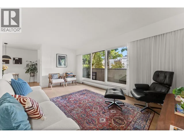 204 391 E 7TH AVENUE, Vancouver, British Columbia V5T4H1