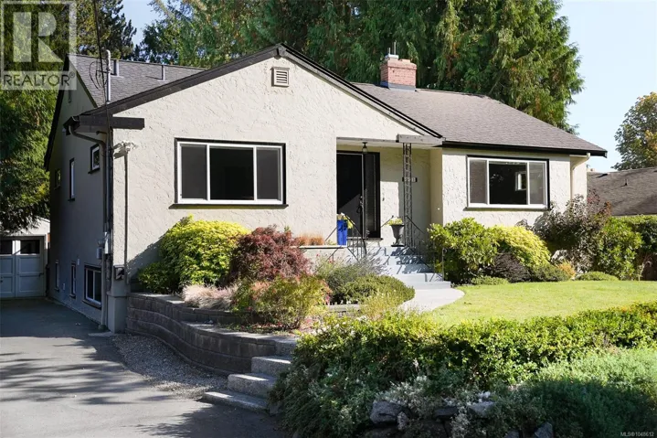 711 Richmond Ave, Victoria, British Columbia V8S3Z2