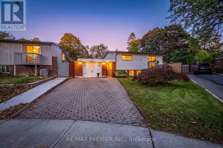 9 ADELINE COURT, Toronto (Mount Olive-Silverstone-Jamestown), Ontario M9V3M9