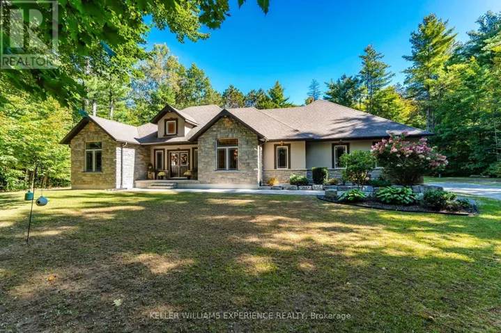 5 LOFTUS ROAD, Springwater, Ontario L0L2K0