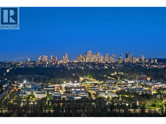 4402 4720 LOUGHEED HIGHWAY, Burnaby, British Columbia V5C0M8