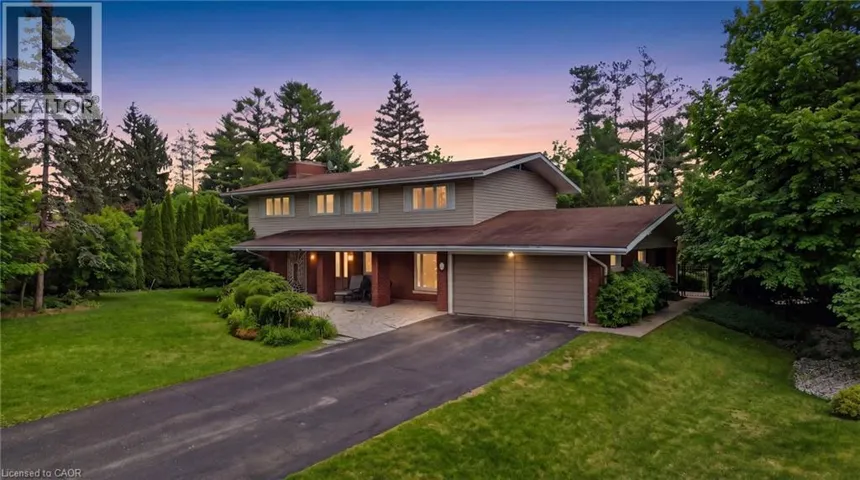 6 SUMMIT Circle, Norfolk, Ontario N3Y3K8