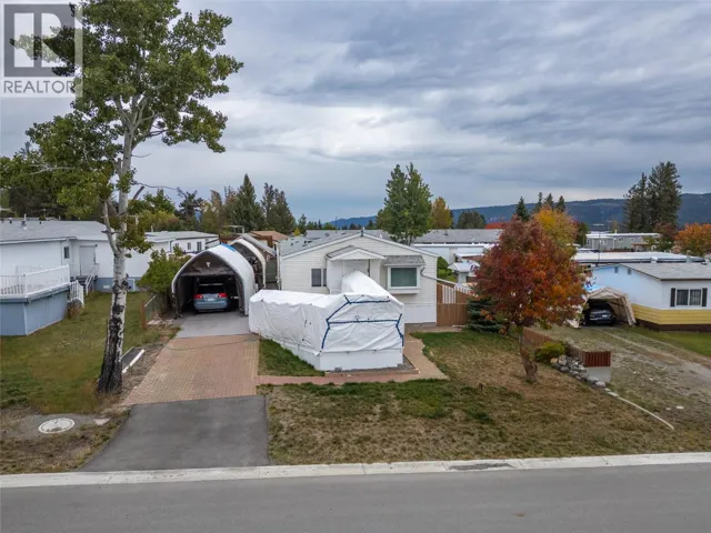 11 Topaz Crescent, Logan Lake, British Columbia V0K1W0