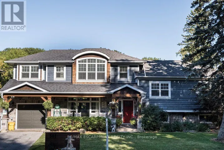 381 WOODWORTH COURT, Hamilton (Ancaster), Ontario L9G2N2