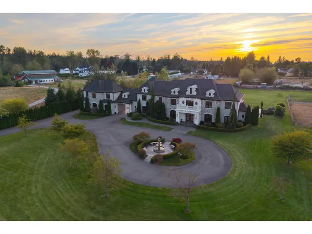 687 204TH STREET, Langley, British Columbia V2Z1V5