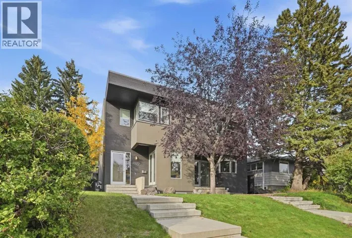 2220 32 Avenue SW, Calgary, Alberta T2T1X1