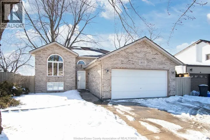 1855 DOMINION BOULEVARD, Windsor, Ontario N9B3H8