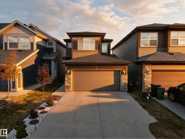 4104 3 AV SW, Edmonton, Alberta T6X3A2