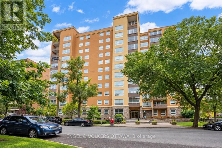 5 - 373 LAURIER AVENUE E, Ottawa, Ontario K1N8X6