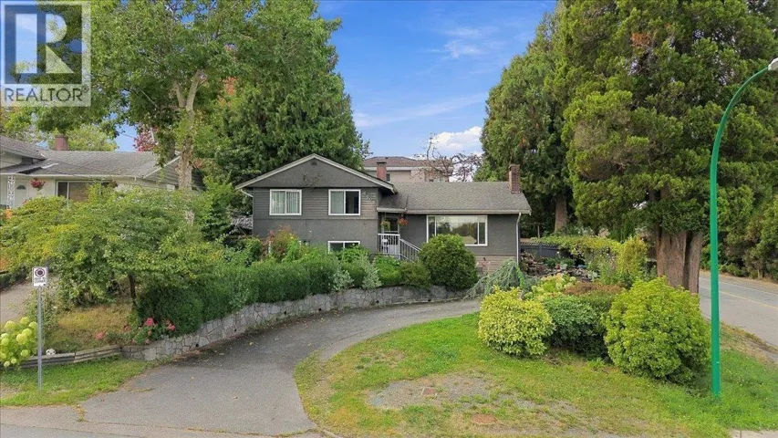 6009 ELGIN AVENUE, Burnaby, British Columbia V5H3S3