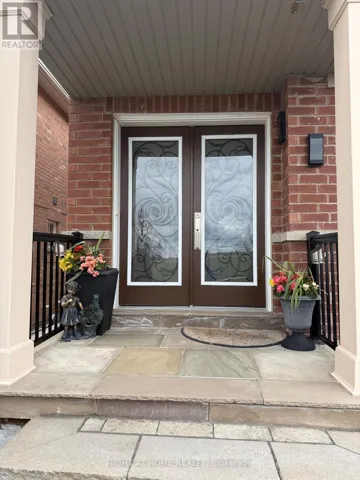 129 FOUR SEASONS CRESCENT, East Gwillimbury, Ontario L9N0C2