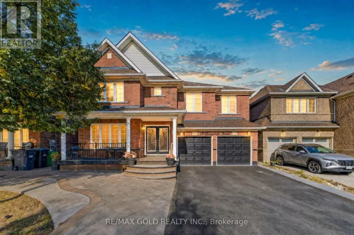 19 BRIARDALE ROAD, Brampton (Fletcher's Meadow), Ontario L7A1S4