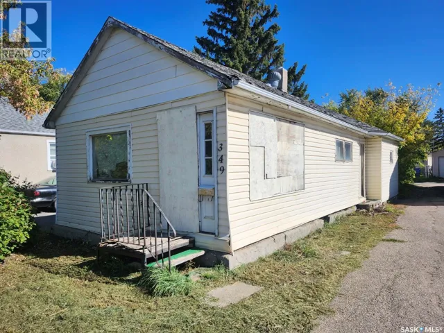 349 Broad STREET, Regina, Saskatchewan S4R1X2
