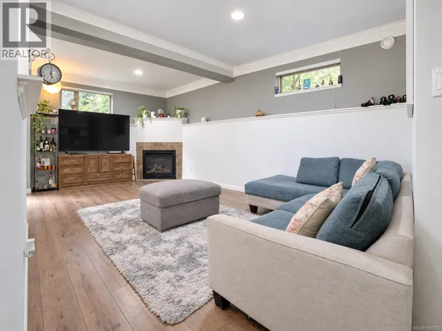 107 791 Station Ave, Langford, British Columbia V9B0E6