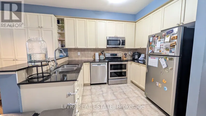 157 CEDAR LAKE CRESCENT, Brampton (Bram West), Ontario L6Y0P9