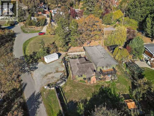 1321 Prillaman Ave, Saanich, British Columbia V9E2C6