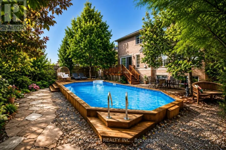 40 MALDIVES CRESCENT, Brampton (Vales of Castlemore), Ontario L6P1L3