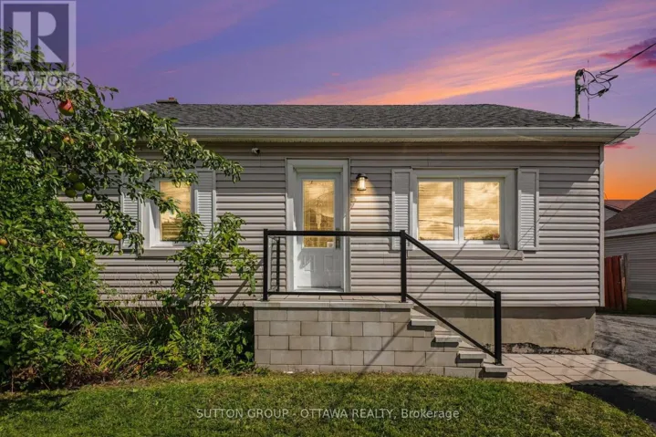 1343 LABRIE AVENUE, Ottawa, Ontario K1B3M2