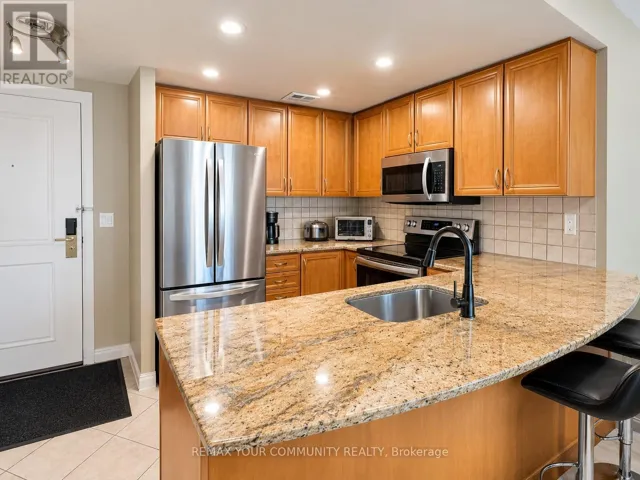 619 - 2727 KEELE STREET, Toronto (Downsview-Roding-CFB), Ontario M3M2E9