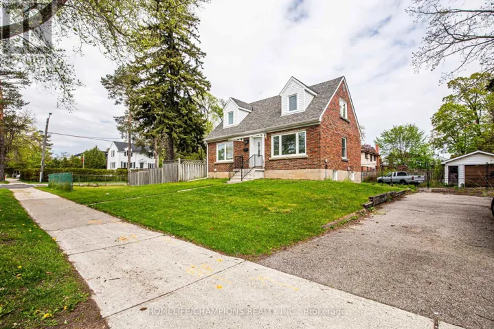 4300 LAWRENCE AVENUE E, Toronto (West Hill), Ontario M1E2S9