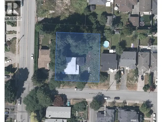 1120 HAROLD ROAD, North Vancouver, British Columbia V7K1G3