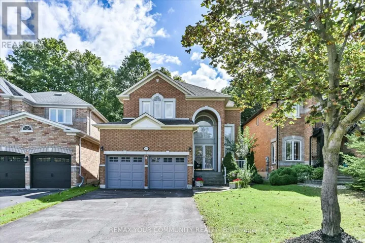 153 ESTATE GARDEN DRIVE, Richmond Hill (Oak Ridges), Ontario L4E3X8