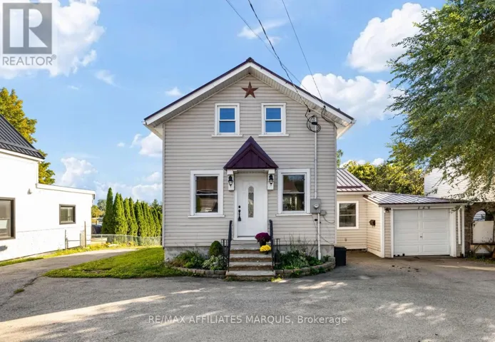 120 QUEEN STREET, Smiths Falls, Ontario K7A3N6
