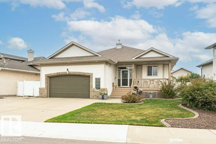 16532 75 ST NW, Edmonton, Alberta T5Z3R1
