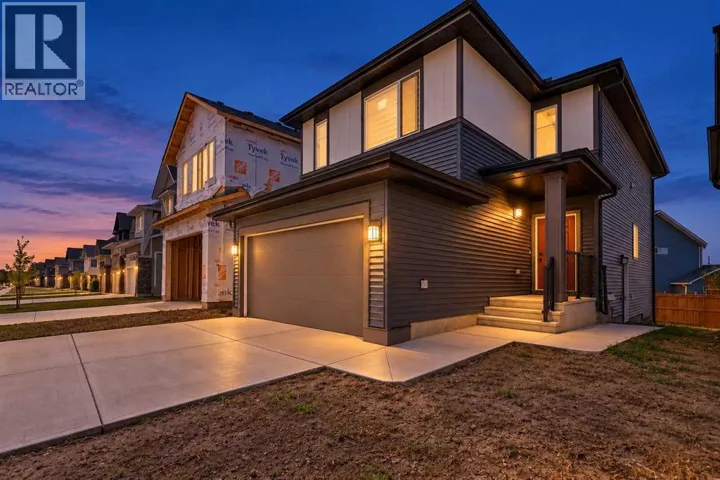 48 Southborough Lane, Cochrane, Alberta T4C3J4