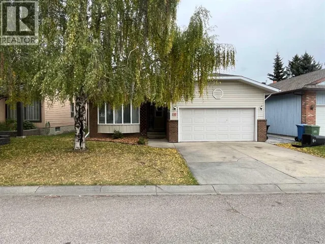 12 Woodmont Rise SW, Calgary, Alberta T2W4L3