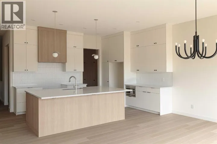 145 Creekstone Hill SW, Calgary, Alberta T2X5G6