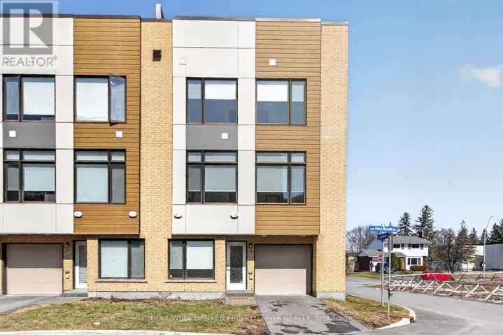 77 CHERRY BLOSSOM PRIVATE, Ottawa, Ontario K2H6Z9
