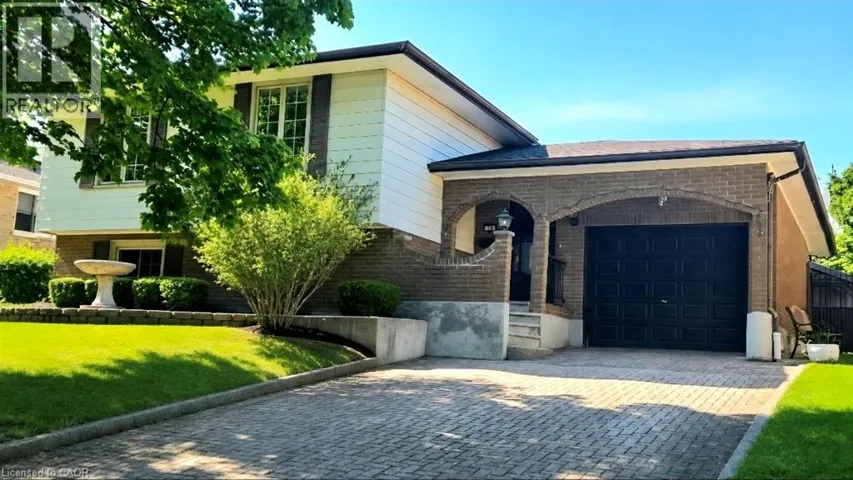 16 STEPHENS Court, Simcoe, Ontario N3Y4P3