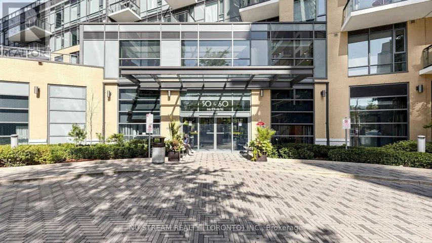 355 - 60 ANN O'REILLY ROAD, Toronto (Henry Farm), Ontario M2J0C8