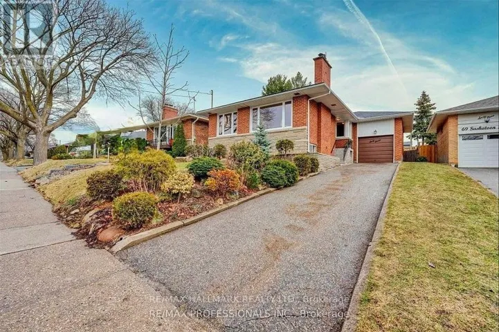LOWER - 67 SASKATOON DRIVE, Toronto (Kingsview Village-The Westway), Ontario M9P2G1