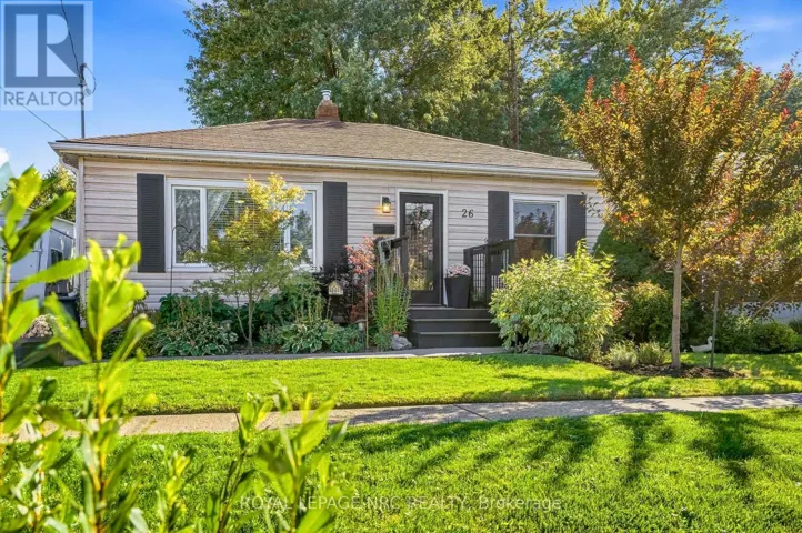 26 BATTERSEA AVENUE, St. Catharines (Secord Woods), Ontario L2P1L7